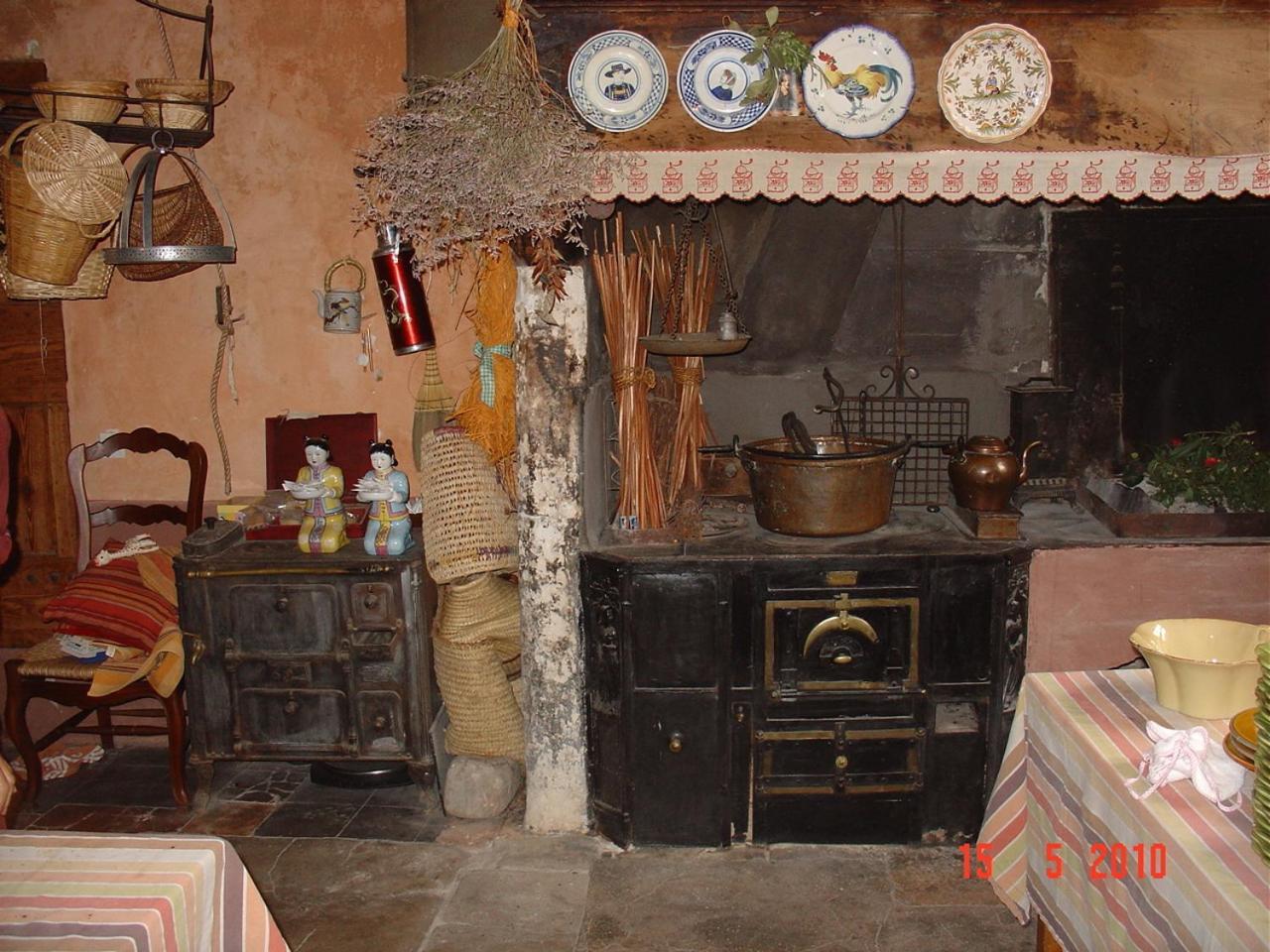 Demeure De Digoine "Chambre D'Hotes" Bourg-Saint-Andéol Dış mekan fotoğraf
