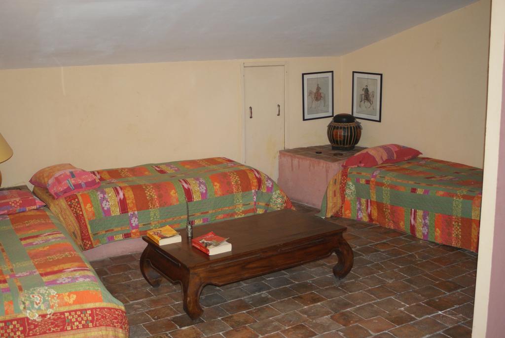Demeure De Digoine "Chambre D'Hotes" Bourg-Saint-Andéol Dış mekan fotoğraf