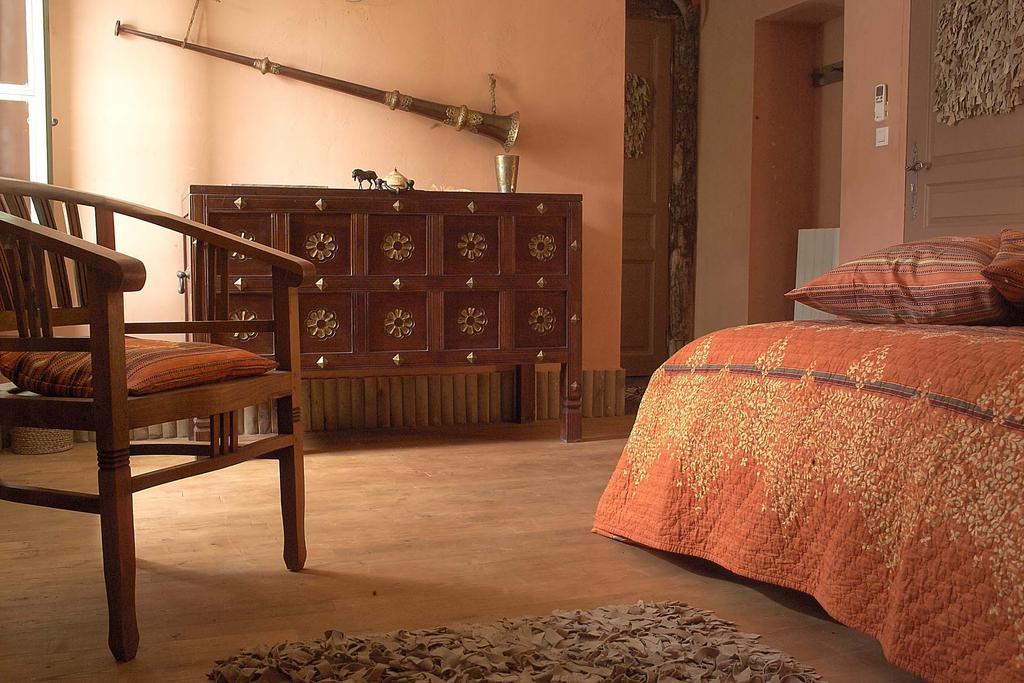 Demeure De Digoine "Chambre D'Hotes" Bourg-Saint-Andéol Dış mekan fotoğraf